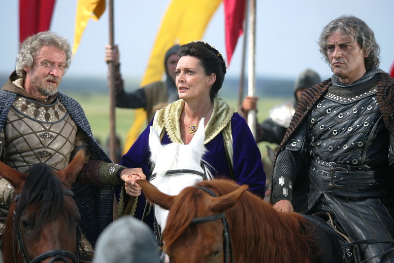 Greif – Bild: Puls 8