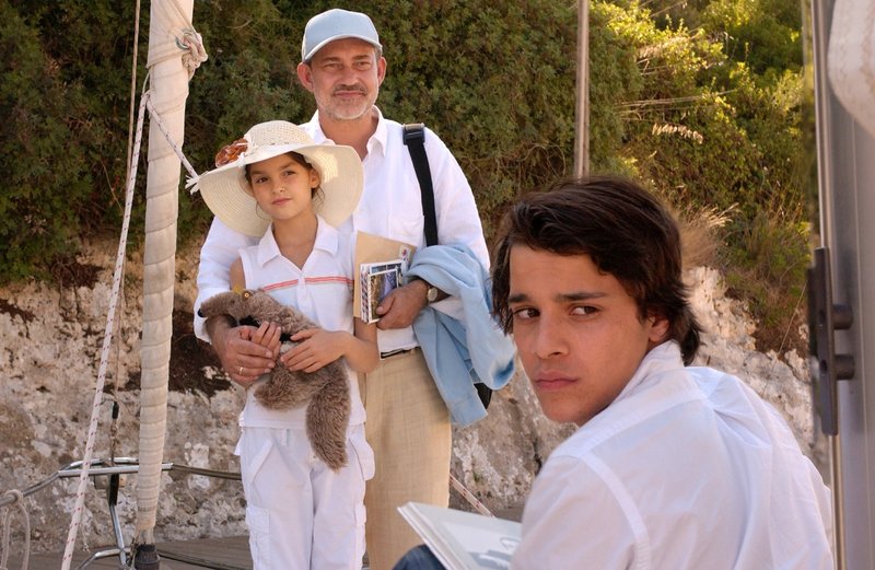 Heimliche Liebe - Der Schüler und die Postbotin – Bild: Puls 8