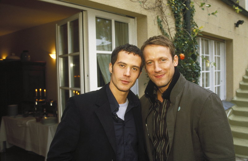 Echte Männer? – Bild: Puls 8