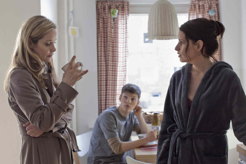 Mit geradem Rücken – Bild: Puls 8