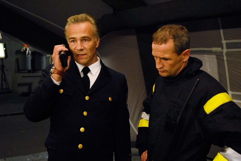 Das Inferno - Flammen über Berlin – Bild: Puls 8