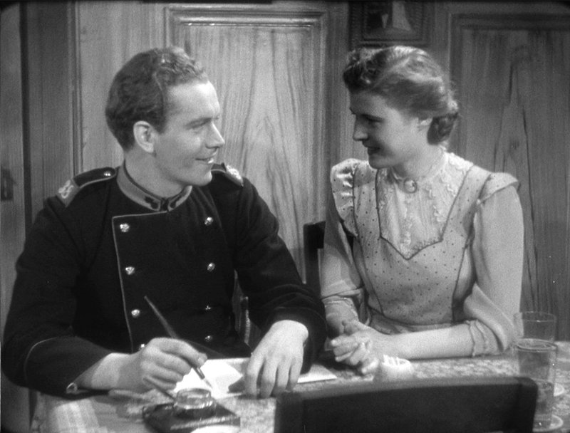 Gilberte de Courgenay – Bild: SRF/​Atlantic Film