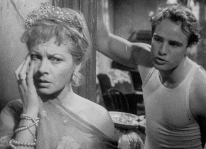 Der Wahn: Vivien Leigh als Blanche, Marlon Brando als Stanley – Bild: SRF/​Warner Bros. Intl. Television
