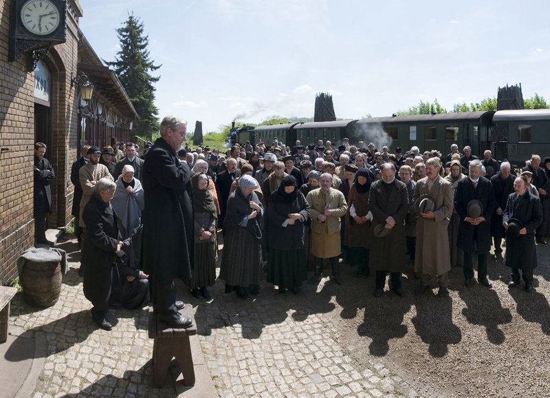 Ein russischer Sommer – Bild: SRF/​Warner Bros. International Television