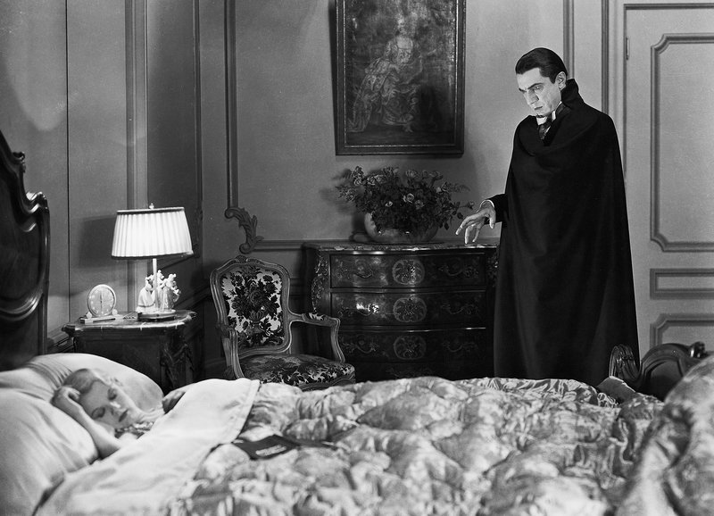 Das Objekt der Begierde: Helen Chandler als Mina, Bela Lugosi als Graf Dracula – Bild: SRF/​1931 Universal Studios. Renewed 1959 Universal Studios