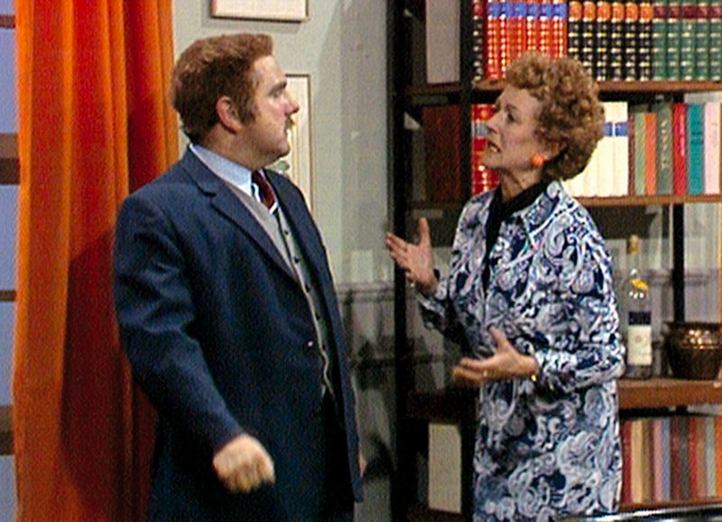 Die Schwindelfiliale
Komödie von Curt Kraatz und Max Neal – Bild: SRF1 Die Schwindelfiliale
Komödie von Curt Kraatz und Max Neal – Bild: SRF1