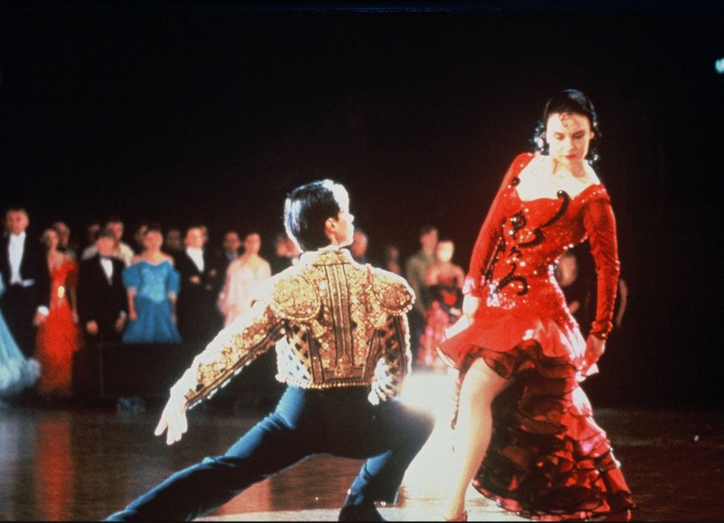 Tanzen gegen die Regeln: Paul Mercurio als Scott Hastings, Tara Morice als Fran – Bild: SRF