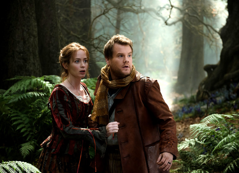 Sie müssen viele Abenteuer bestehen: Emily Blunt als Bäckersfrau, James Corden als Bäcker – Bild: SRF/2013 Disney Enterprises, Inc. Sie müssen viele Abenteuer bestehen: Emily Blunt als Bäckersfrau, James Corden als Bäcker – Bild: SRF/2013 Disney Enterprises, Inc.