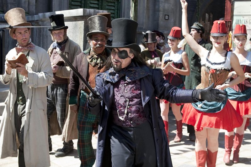 Terry Pratchetts Going Postal – Bild: Peter Rakossy for Sky1