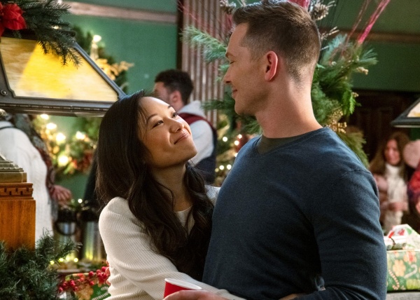 Verliebt in meinen Weihnachtsschwarm – Bild: RTL /​ © Neshama Entertainment ULC