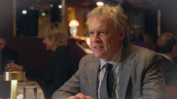 Terrry Friendly (Tate Donovan) vertritt die Gewerkschaft – Bild: 2023 CBS Broadcasting, Inc.