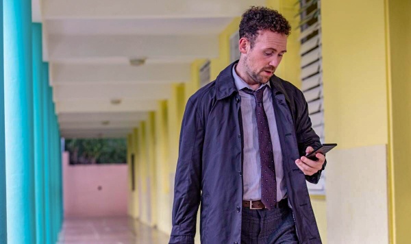 DC Andrew Buckley (Kent Riley) hat hoch gepokert – Bild: BBC /​ Red Planet Pictures /​ Denis Guyenon