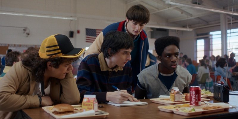 V. l.: Dustin Henderson (Gaten Matarazzo), Mike Wheeler (Finn Wolfhard), Will Byers (Noah Schnapp) und Lucas Sinclair (Caleb McLaughlin) – Bild: 2025 Netflix, Inc.