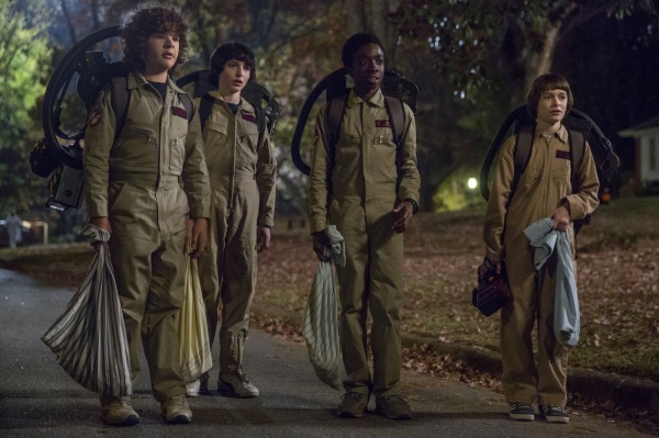 Gaten Matarazzo, Finn Wolfhard, Caleb McLaughlin, Noah Schnapp – Bild: Jackson Davis/​Netflix