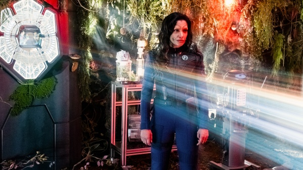 Commander Nhan (Rachael Ancheril) liebt Grünzeug – Bild: Paramount Pictures Germany