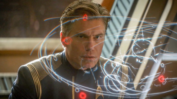 Planet Terralysium interessiert Captain Christopher Pike – Bild: CBS