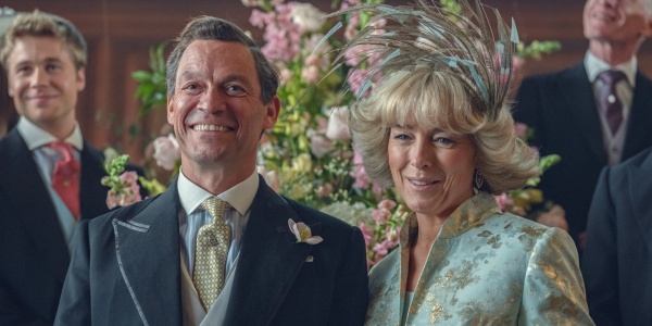 Camilla (Olivia Williams) heiratet Charles (Dominic West) – Bild: Justin Downing