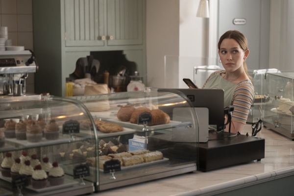 YOU (L to R) VICTORIA PEDRETTI as LOVE QUINN in episode 303 of YOU Cr. JOHN P. FLEENOR/​NETFLIX © 2021 – Bild: JOHN P. FLEENOR/​NETFLIX