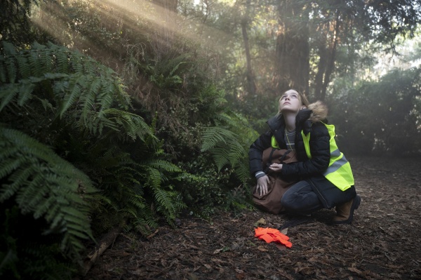 YOU (L to R) VICTORIA PEDRETTI as LOVE QUINN in episode 304 of YOU Cr. JOHN P. FLEENOR/​NETFLIX © 2021 – Bild: JOHN P. FLEENOR/​NETFLIX
