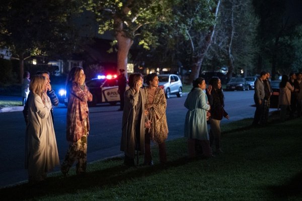 YOU Episode 310 of YOU Cr. JOHN P. FLEENOR/​NETFLIX © 2021 – Bild: JOHN P. FLEENOR/​NETFLIX