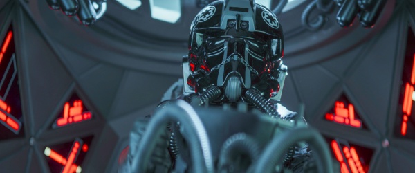 Ein Kampfpilot folgt seinen Befehlen, ohne sie zu hinterfragen – Bild: Lucasfilm Ltd. /​ Disney+