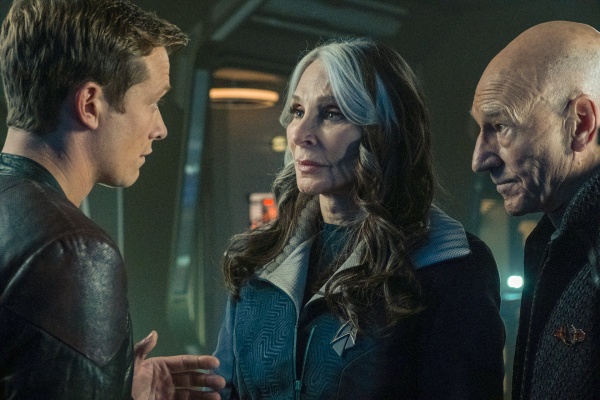 Beverly und Jean-Luc wollen ihren Sohn Jack retten – Bild: Trae Patton /​ Paramount+