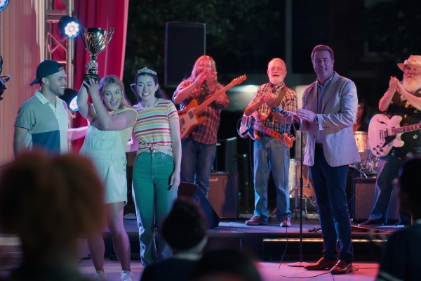 Chris Medlin, Jamie Lynn Spears, Anneliese Judge, Paul Rolfes – Bild: COURTESY OF NETFLIX