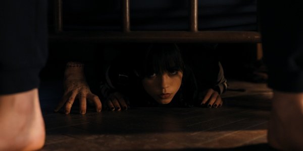 Thing, Jenna Ortega – Bild: COURTESY OF NETFLIX