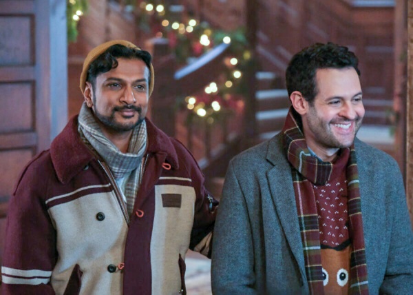 Jay Arondekar (Utkarsh Ambudkar, l.) mag Eric (Andrew Leeds) – Bild: Bertrand Calmeau /​ CBS