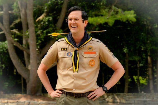 Vorerst behält Pete (Richie Moriarty) seine gute Laune – Bild: Bertrand Calmeau /​ CBS