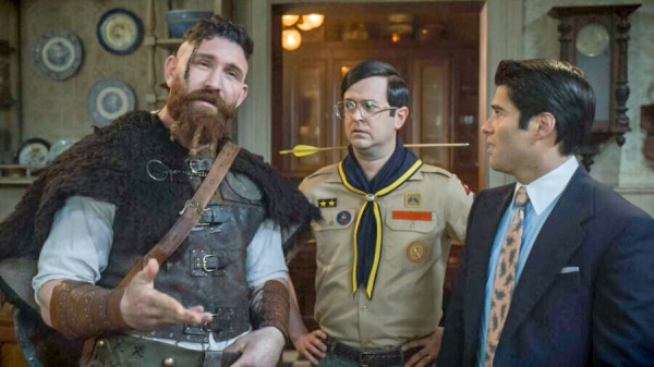 Eine Hochzeit lockt (v.l.) Thor (Devan Chandler Long), Pete (Richie Moriarty) und Trevor (Asher Grodman) – Bild: CBS Broadcasting Inc.