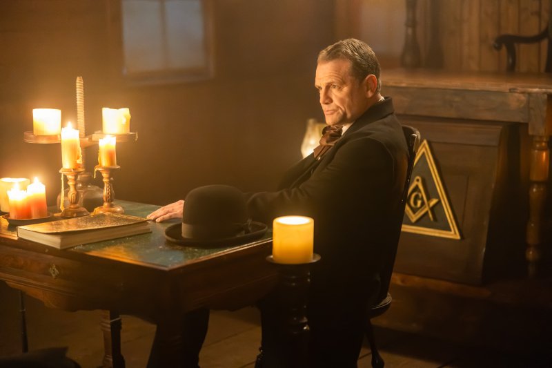 Thomas Catron (David Cubitt) denkt strategisch – Bild: David Brown /​ MGM+