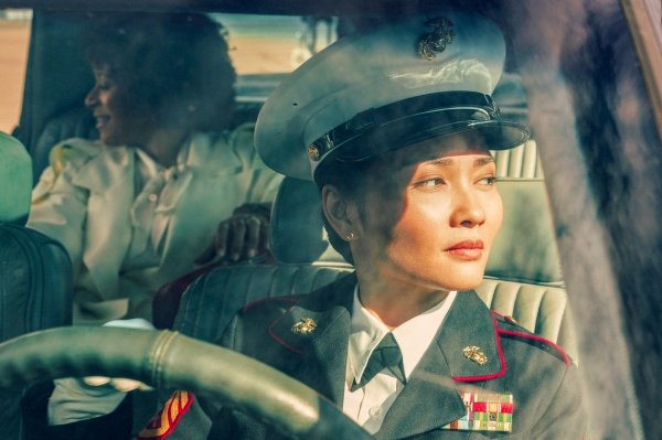 Kimberly (Mai Duong Kien) kennt keine Skrupel – Bild: Julia Terjung /​ Netflix