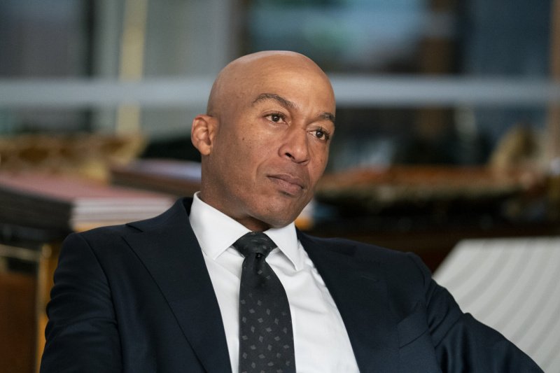 Lester Logan (James Lesure) mag drastische Methoden – Bild: CBS Broadcasting Inc. /​ Bill Inoshita