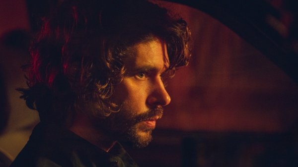 Ben Whishaw – Bild: Stefania Rosini/​Netflix