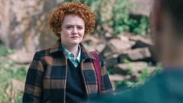 Rose (Leah Byrne) stellt sich auf neue Situationen ein – Bild: Courtesy of Netflix