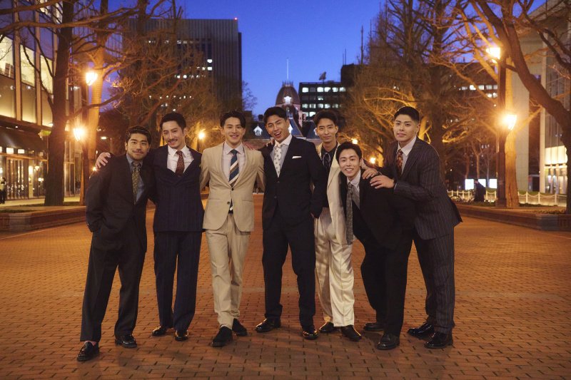 V. l.: Jobu, Taeheon Kim, Ryuki, Huwei, Bomi, Hiroya Okamoto und Tomoaki – Bild: 2026 Netflix, Inc.