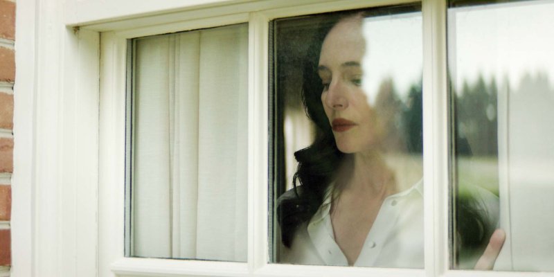Gertrud Payne (Madeleine Stowe) will unbedingt durchhalten – Bild: Courtesy of Netflix