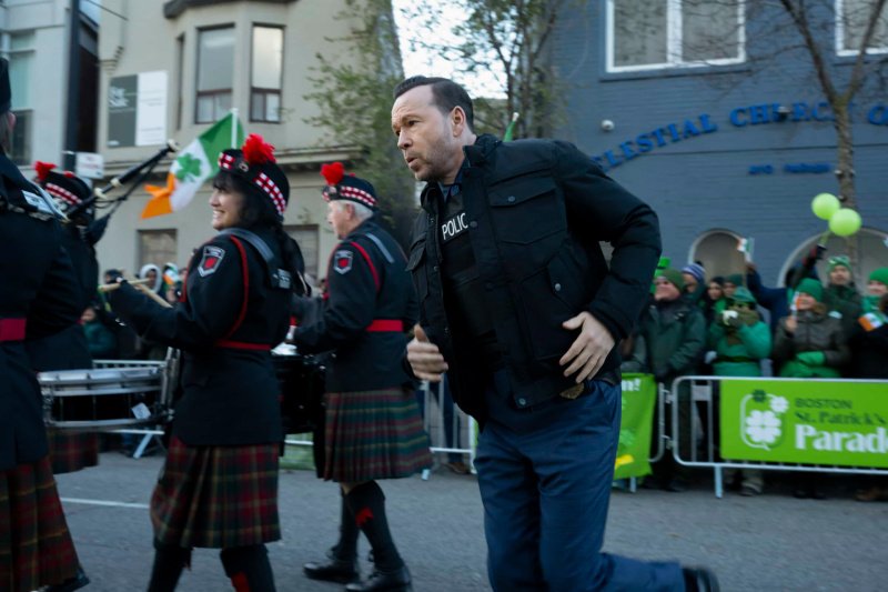 „St. Patrick’s Day“ hält Danny (Donnie Wahlberg) in Atem – Bild: Christos Kalohoridis /​ CBS Broadcasting, Inc.