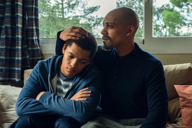 Max Fincham als Alex Hanscombe, Jordan Bolger als André Hanscombe – Bild: Courtesy of Sophie Köehler/​Netflix © 2026 /​ sophiekoehler