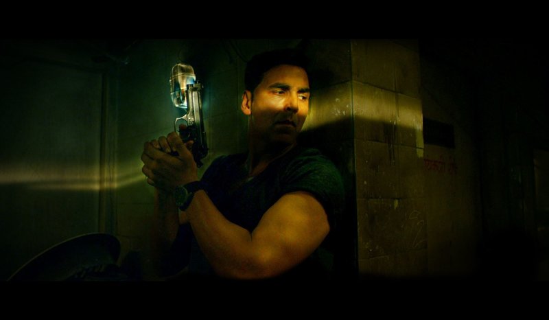 Holiday - A Soldier Is Never Off Duty – Bild: Zee.One