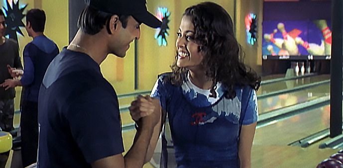 Arjun Khanna (Vivek Oberoi, li), Diya Malhotra (Aishwarya Rai, re) – Bild: Zee.One