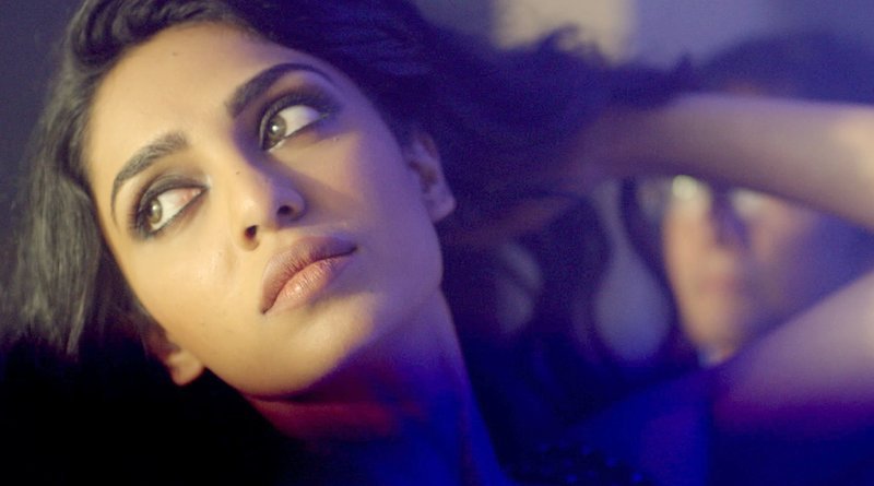 Simmy (Sobhita Dhulipala) – Bild: Zee.One