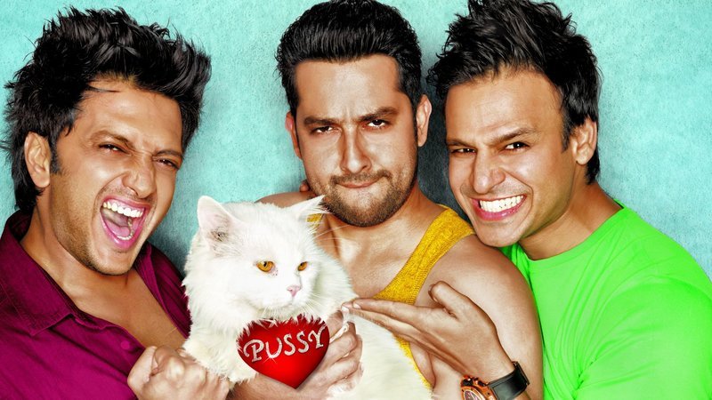 Amar Saxena (Ritesh Deshmukh, li), Prem (Aftab Shivdasani, Mitte), Meet (Vivek Oberoi, re) – Bild: Zee.One Amar Saxena (Ritesh Deshmukh, li), Prem (Aftab Shivdasani, Mitte), Meet (Vivek Oberoi, re) – Bild: Zee.One