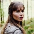 Britische Krimireihe "Waking the Dead" bekommt Spin-Off – Tara Fitzgerald als Rechtsmedizinerin in "The Body Farm" – Bild: BBC