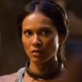 Lesley-Ann Brandt verlässt "Spartacus" – Produzenten suchen nach neuer Naevia – Bild: Starz