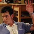 Charlie Sheen: Jetzt auch noch ein Enthüllungs-Buch? – Erstes TV-Interview für kommende Woche angekündigt – Bild: CBS Corporation