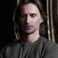 "Once Upon A Time": Robert Carlyle als Rumpelstilzchen – Casting-News zu den aktuellen ABC-Pilotfilmen – Bild: Syfy