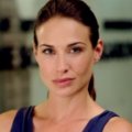 Claire Forlani mit wichtiger Rolle in "Navy CIS: L.A." (Spoiler!) – Bedeutet die Ankunft der "CSI:NY"-Veteranin das Ende einer Hauptfigur? – Bild: CBS
