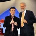 Harald Schmidt als Hahn bei "Bremer Stadtmusikanten" (UPDATE) – Aufbauhilfe für den "Satire Gipfel" und Kurz-Infos zur neuen Show – Bild: rbb/Oliver Ziebe Harald Schmidt als Hahn bei "Bremer Stadtmusikanten" (UPDATE) – Aufbauhilfe für den "Satire Gipfel" und Kurz-Infos zur neuen Show – Bild: rbb/Oliver Ziebe